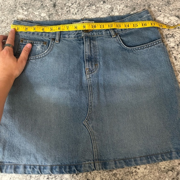 Vintage Tommy Hilfiger denim skirt - Picture 4 of 7